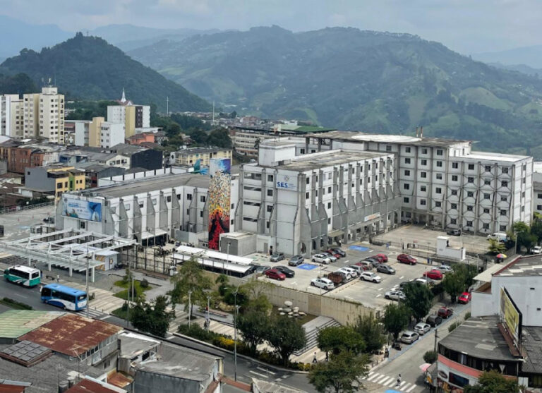 SES Hospital Universitario de Caldas 768x557